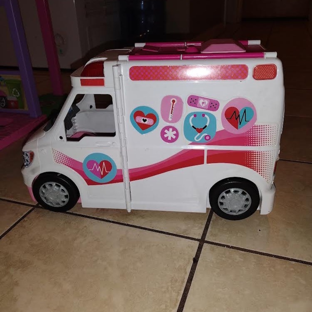 Mattel Barbie ambulance